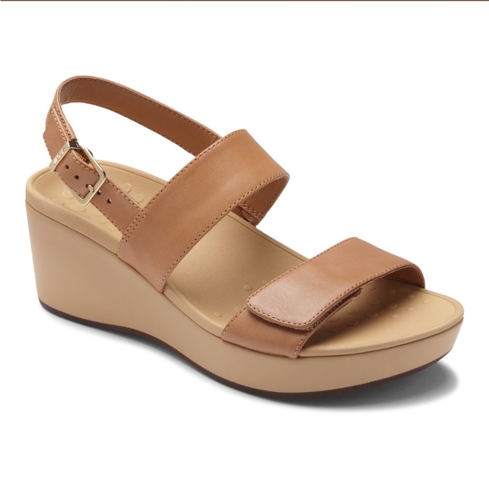 NWT Vionic Leather Ankle Strap Wedges Lovell